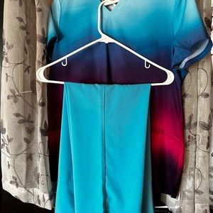 Uniform advantage buttersoft east stretch medium top and bottom